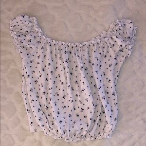 Brandy Melville floral crop top!